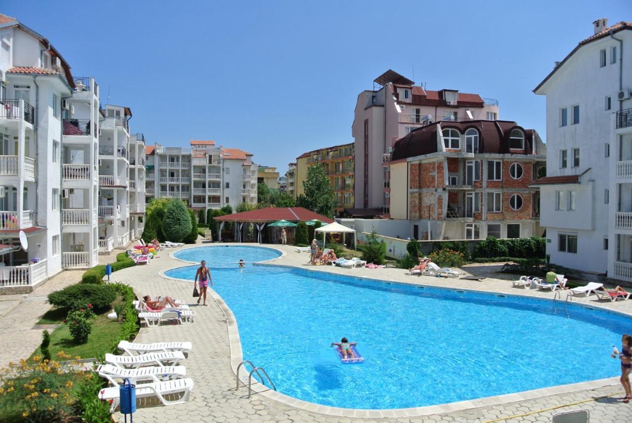 Bravo 5 Holiday Home Слънчев бряг Екстериор снимка