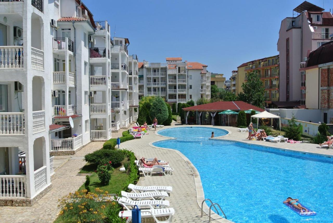 Bravo 5 Holiday Home Слънчев бряг Екстериор снимка