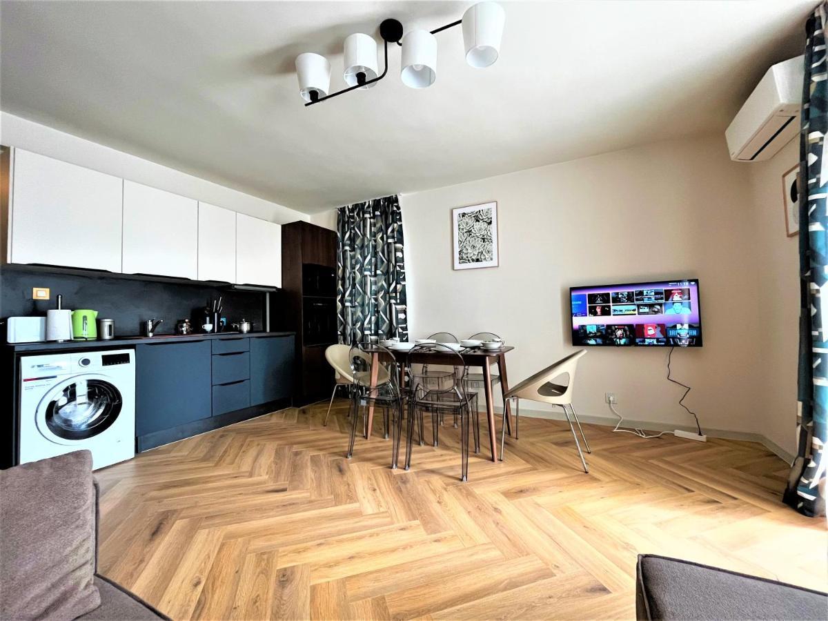 Bravo 5 Holiday Home Слънчев бряг Екстериор снимка